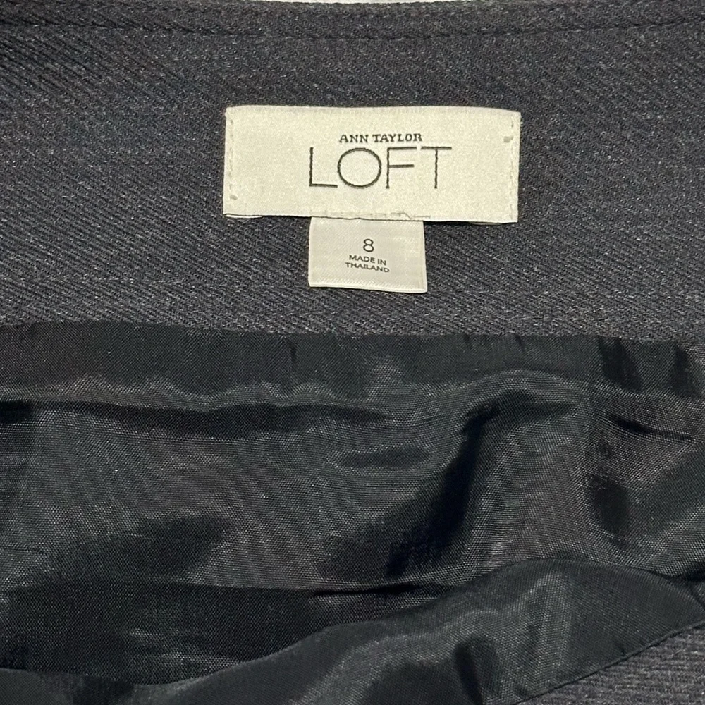 Ann Taylor LOFT Wool Pencil Skirt-Size 8 - Picture 6 of 7
